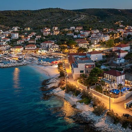 Villa L'Orizzonte สลาทิเน ภายนอก รูปภาพ