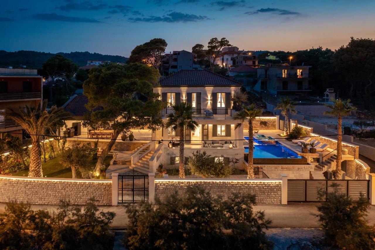 Villa L'Orizzonte สลาทิเน ภายนอก รูปภาพ