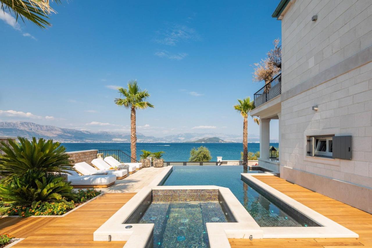 Villa L'Orizzonte สลาทิเน ภายนอก รูปภาพ