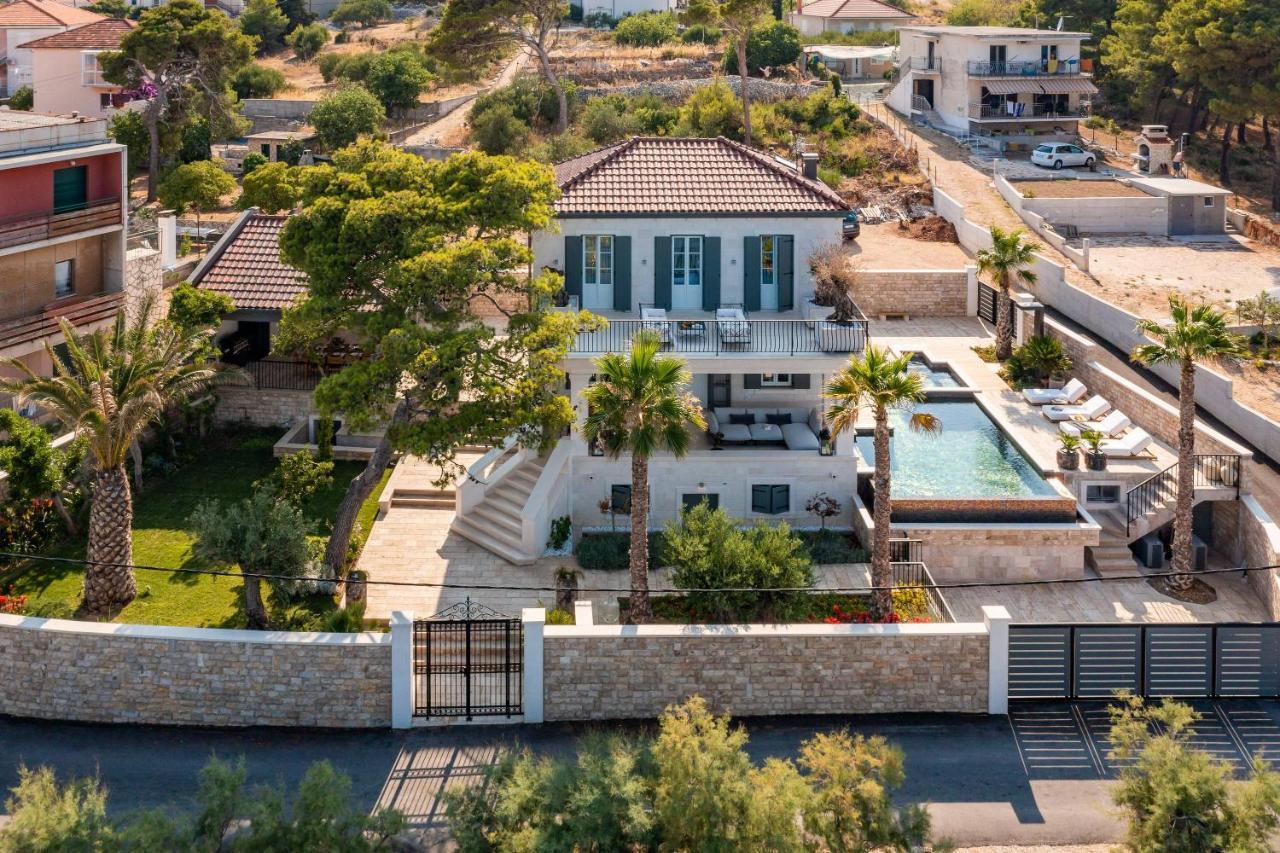 Villa L'Orizzonte สลาทิเน ภายนอก รูปภาพ