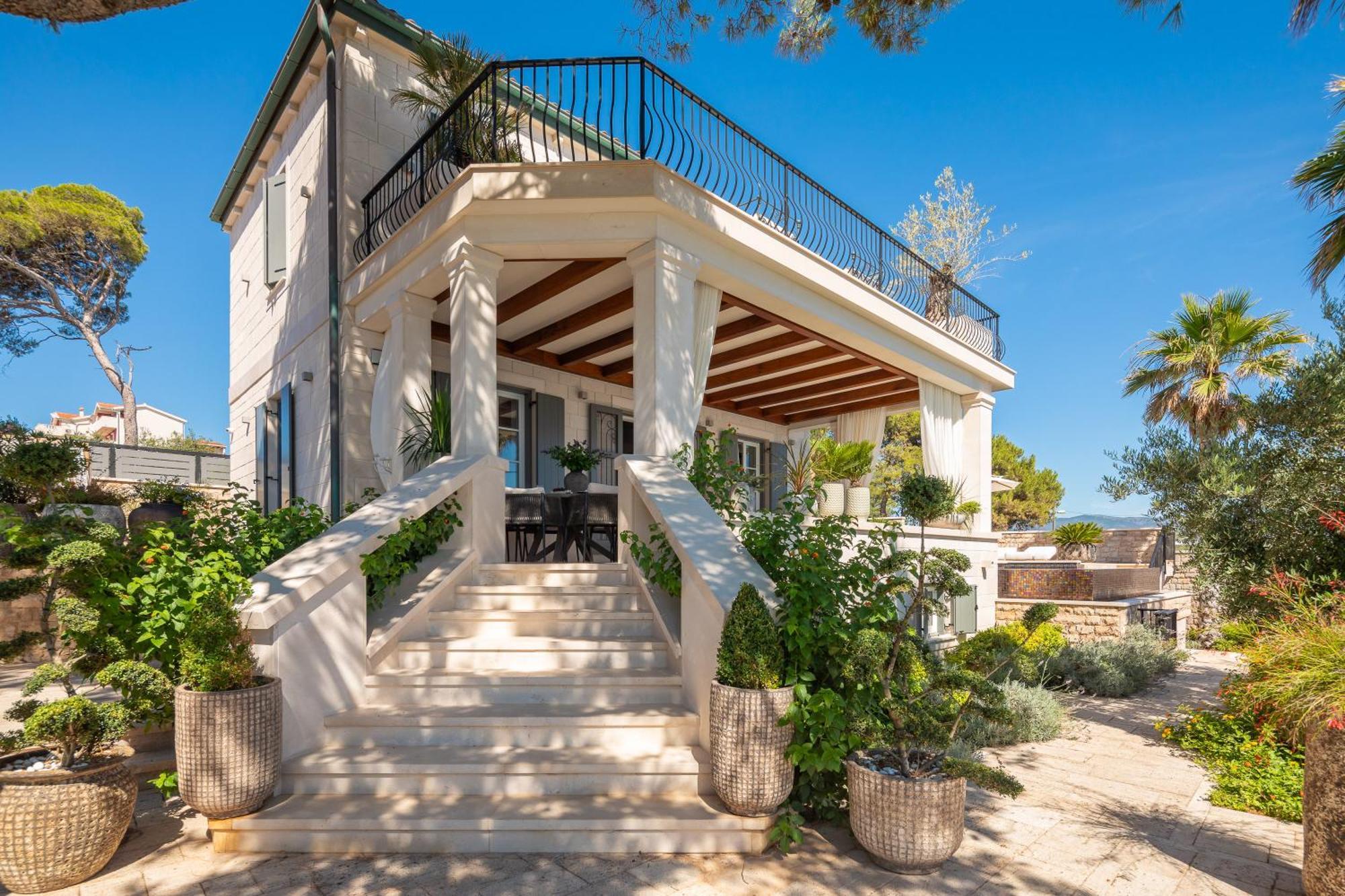 Villa L'Orizzonte สลาทิเน ภายนอก รูปภาพ