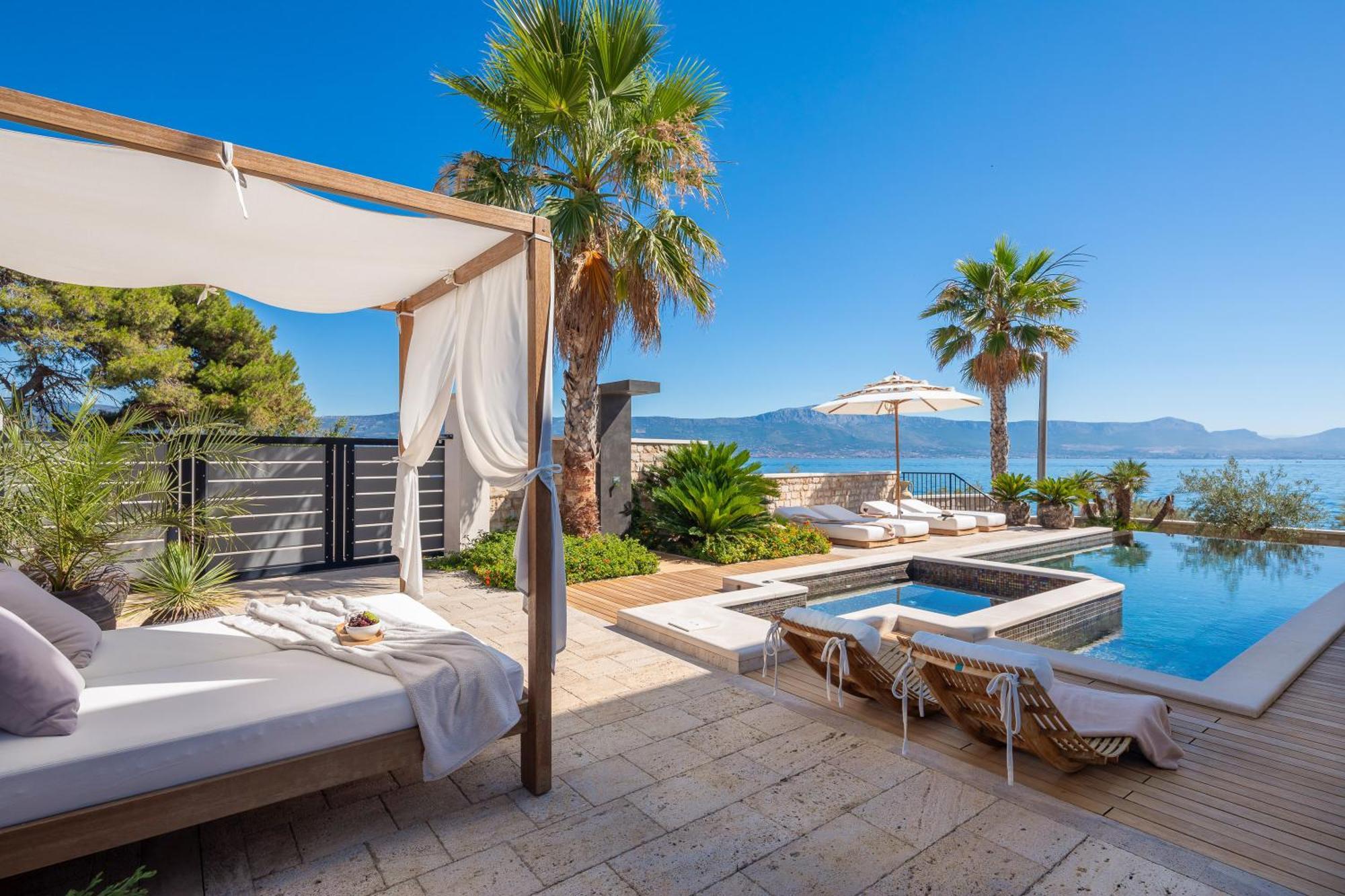 Villa L'Orizzonte สลาทิเน ภายนอก รูปภาพ