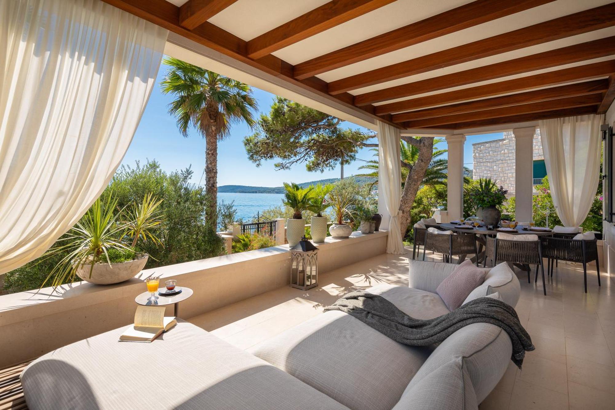 Villa L'Orizzonte สลาทิเน ภายนอก รูปภาพ